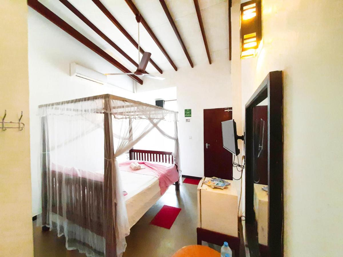 Unawatuna Guest Extérieur photo